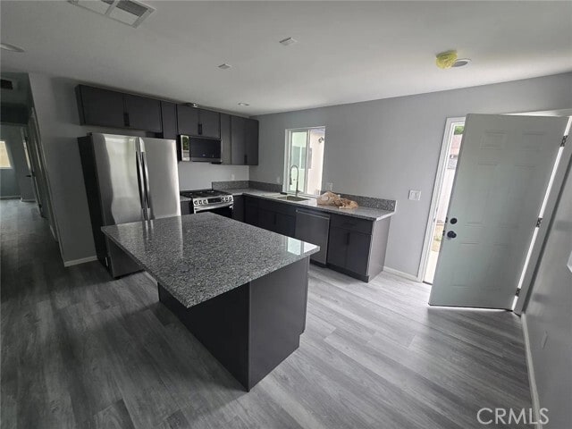 Foto del edificio - 3608 W 116th St