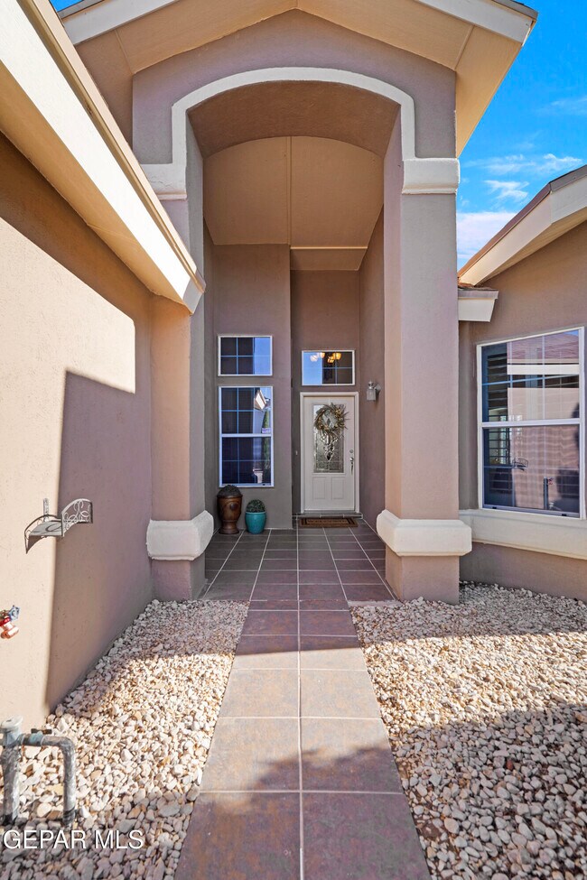 Foto del edificio - 14100 Ghost Flower St