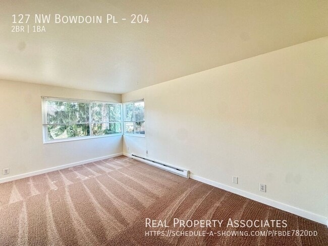 Building Photo - 127 NW Bowdoin Pl
