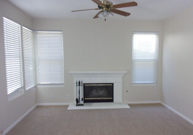 Foto del edificio - Temecula Cul-De-Sac Pool Home