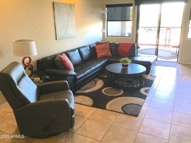 Foto del edificio - 7609 E Indian Bend Rd