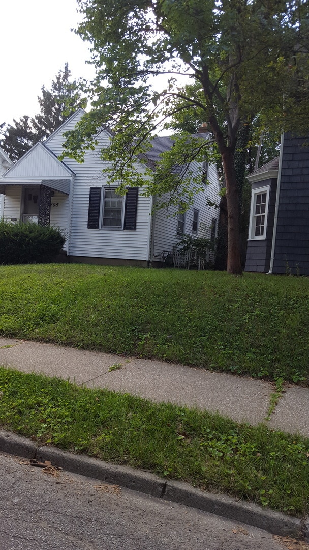 Building Photo - nice 2 bedroom house ready for move in ASAP.
