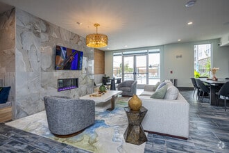 Interior Photo - The Oaks at Riverbend