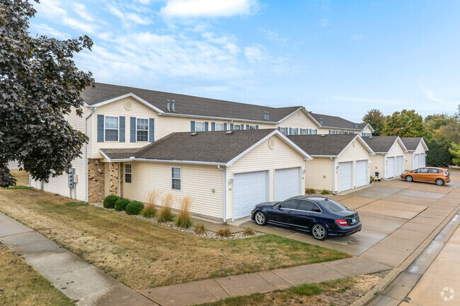 Edificio Primario - Arbour Walk Townhomes
