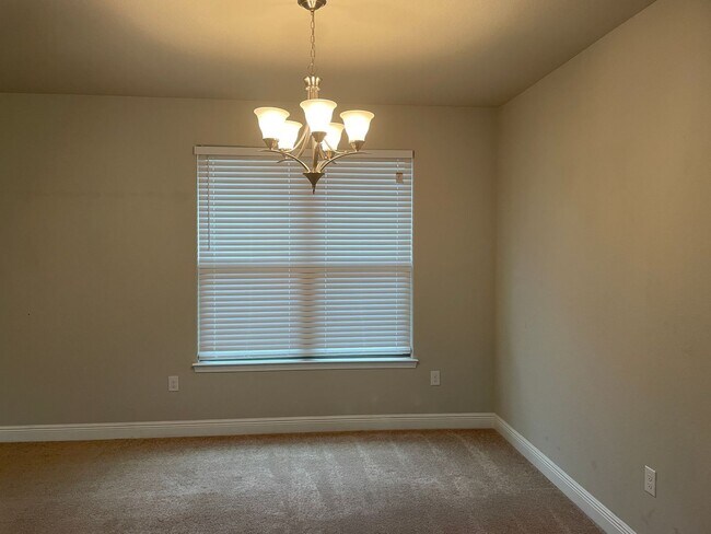 Building Photo - Excellence in West Pensacola