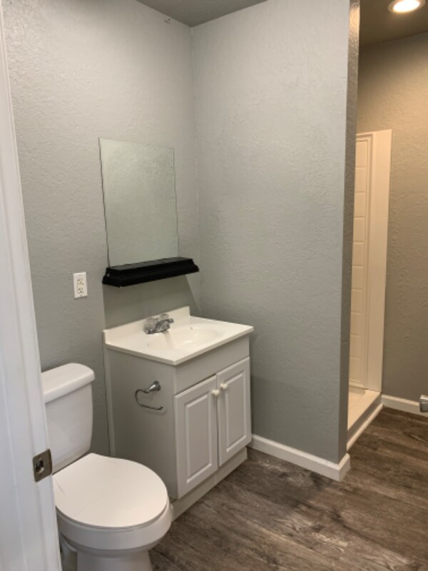 Building Photo - 701 FM2264
