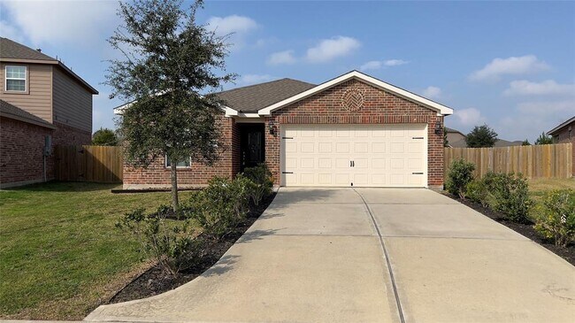 Foto del edificio - 22510 Guncotton Ave