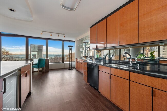 Foto del edificio - 505 N Lake Shore Dr