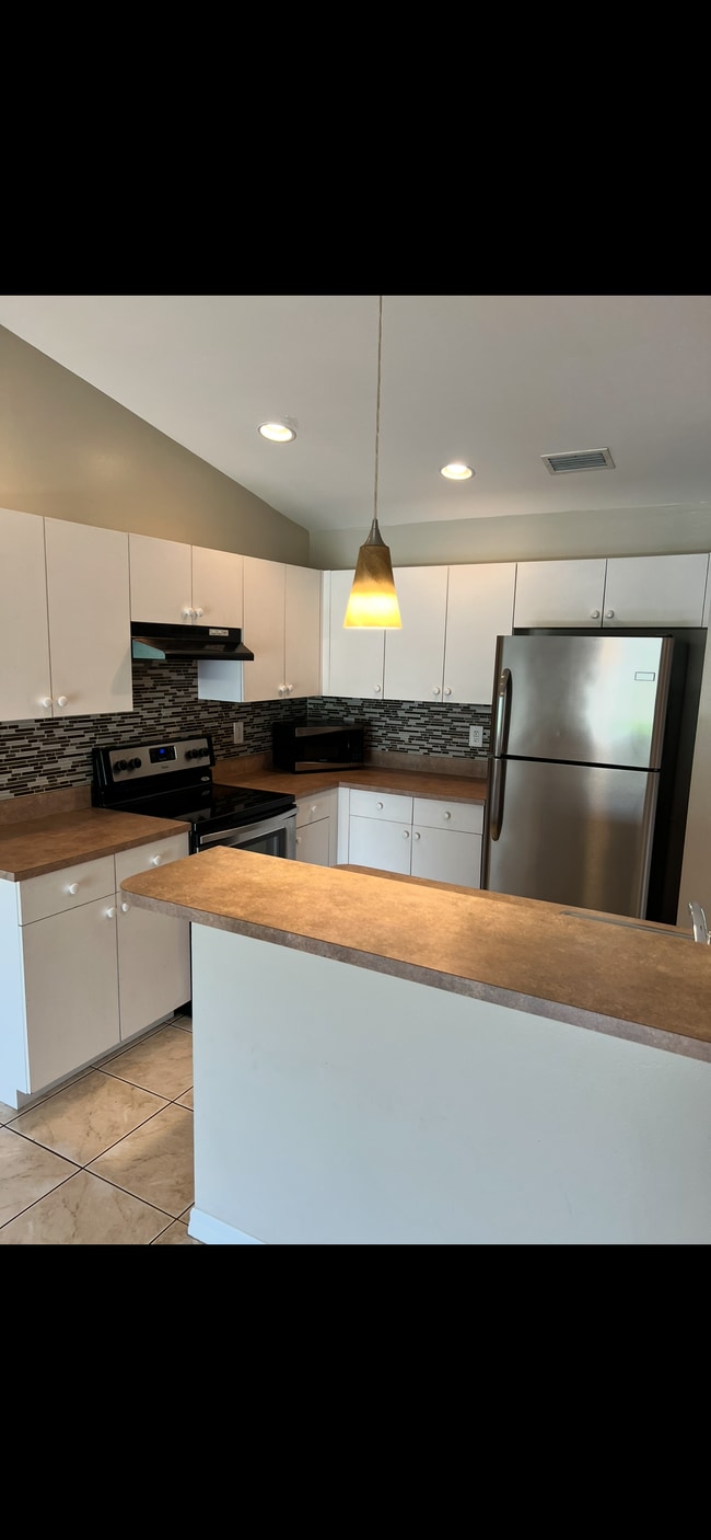 Foto del edificio - 712 SE 46th Ln
