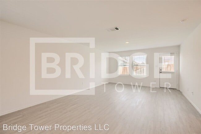 Building Photo - 4 br, 2 bath House - 5184 Fowler Crest