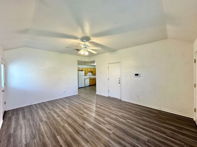 Foto del edificio - 2207 Indian Trail