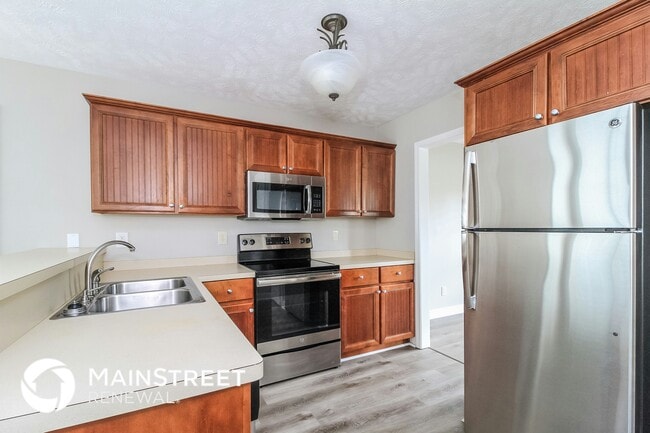 Building Photo - 180 Arbor Trail