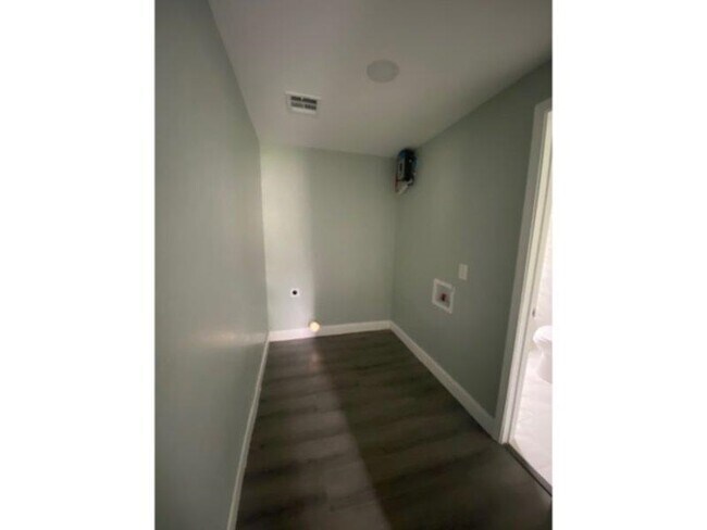 Foto del edificio - 1414 SW H Ave