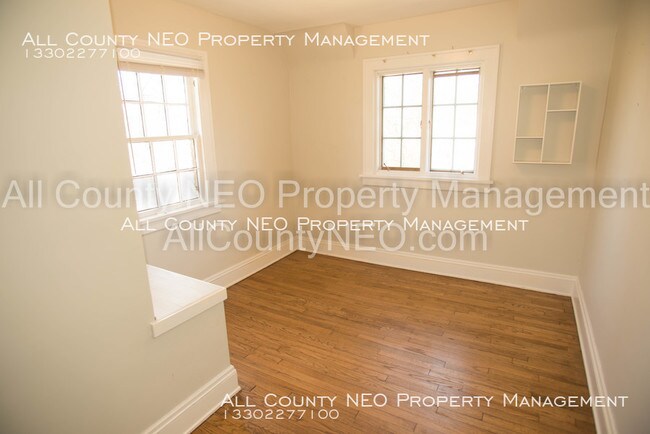 Building Photo - 17112 Lomond Blvd