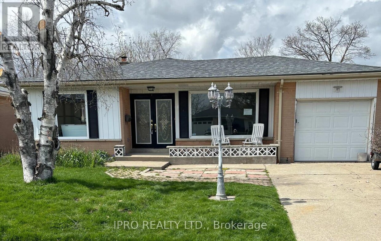 Photo principale - 92 Brookland Dr