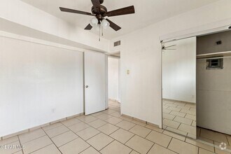 Building Photo - 4723 Tredlow Ct