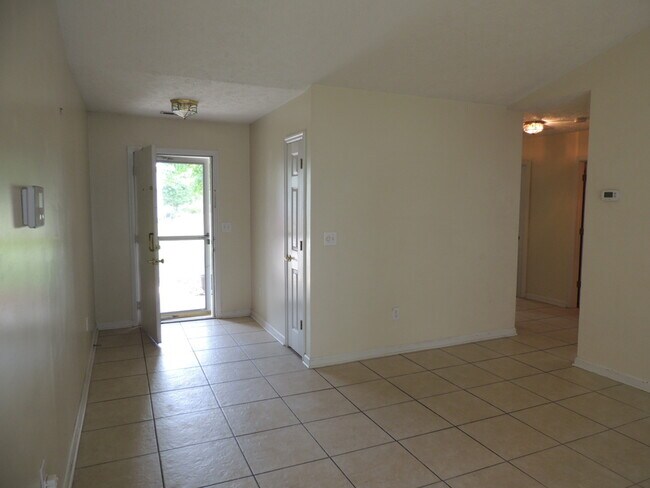 Foto del edificio - Single Family home