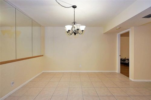 Building Photo - 4013 N Ocean Dr