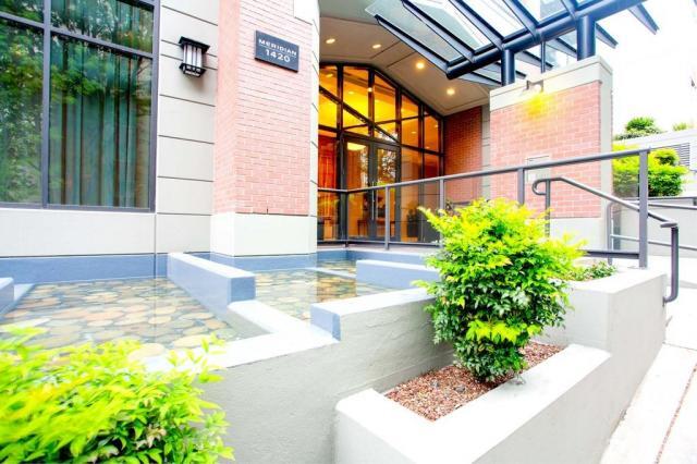 Building Photo - 1 bedroom in Seattle WA 98101