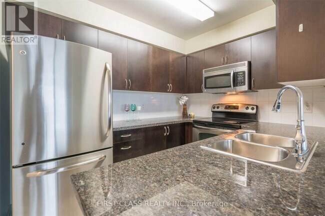 Photo du bâtiment - 4850 Glen Erin Dr