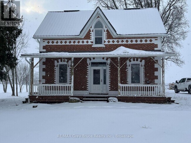 Photo du bâtiment - 801512 Sideroad 2