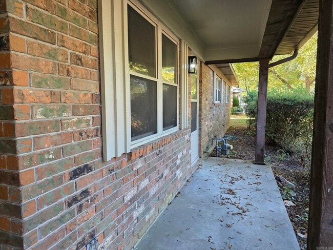 Building Photo - 3 Apache Dr