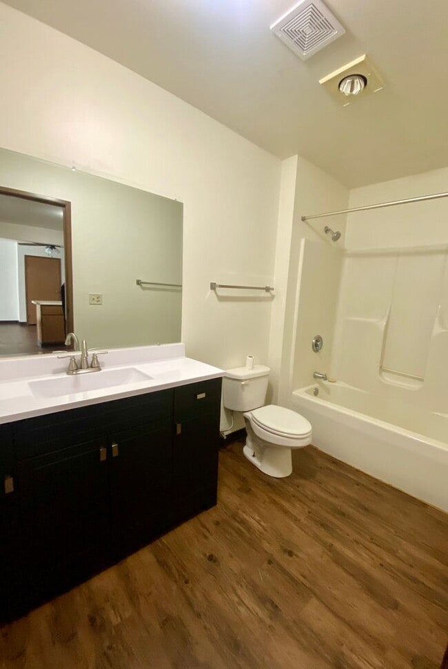 Foto del interior - Lomira Whispering Pines