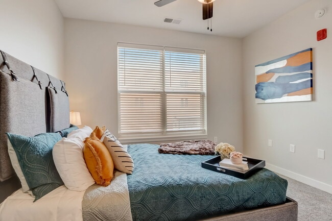 Building Photo - Wesmont