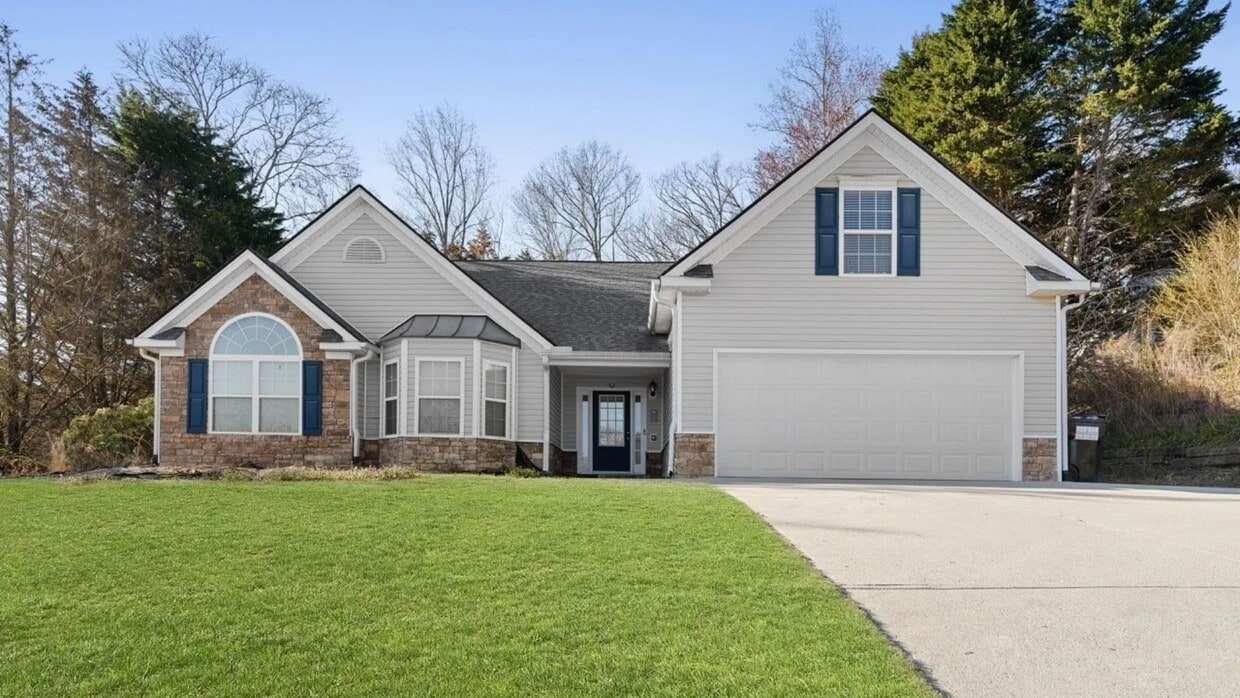 Photo - 6728 Carriage Walk Ln (Flowery Branch, GA)