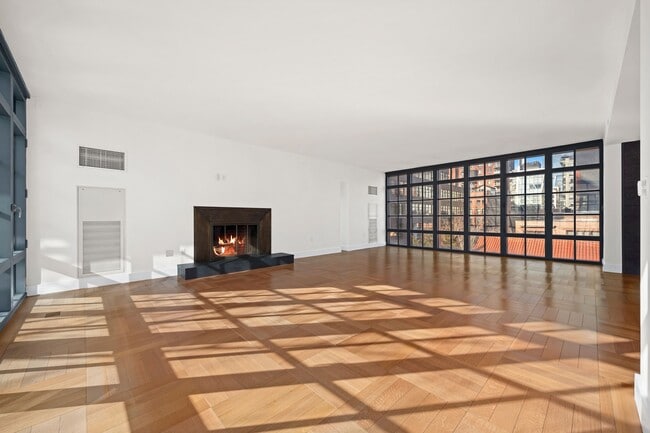 Foto del edificio - 500 W 21st St