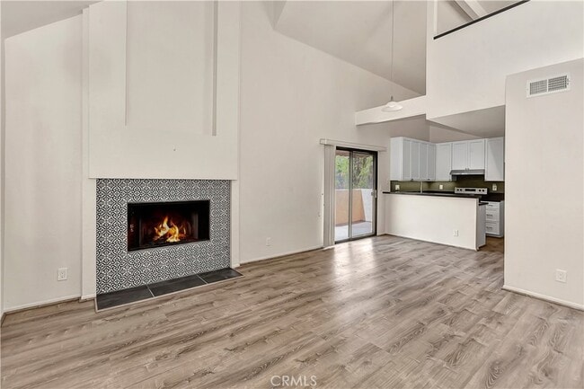 Building Photo - 151 Pearl-