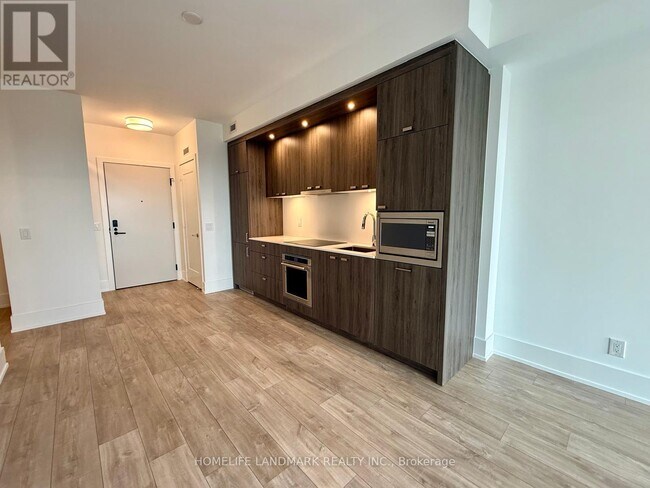 Photo du bâtiment - 115 Denison Ave