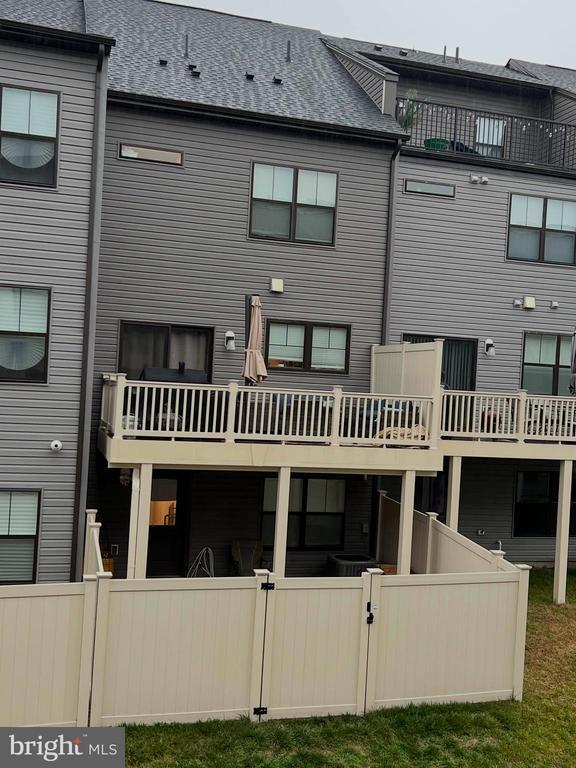 Building Photo - 618 Chalcedony Ln