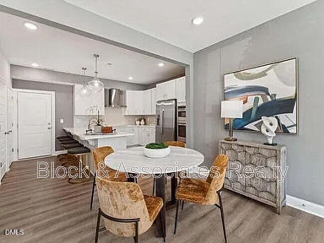 Foto del edificio - 404 Gaston Pk Ln