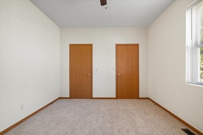 Building Photo - Seelyville Terrace