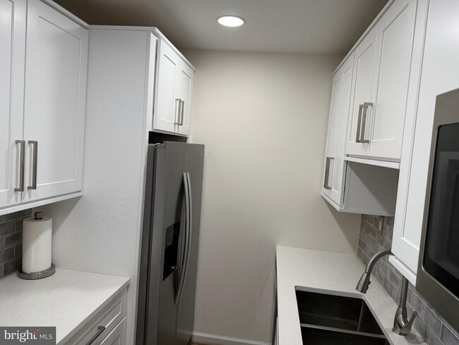 Building Photo - 5538 Karen Elaine Dr
