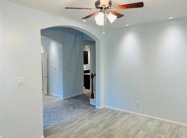 Foto del edificio - 9539 Still Cove Ln