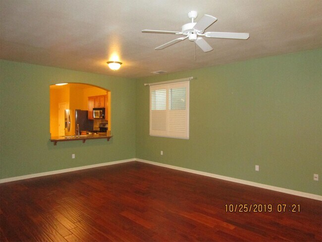 Foto del edificio - 2065 Stone Wood Loop