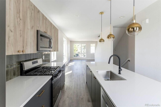 Foto del edificio - 5268 West 16th Avenue