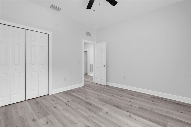 Foto del edificio - 705 S Orange Ave