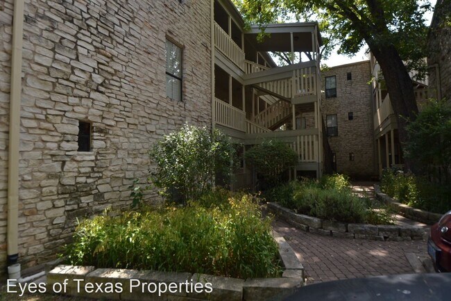 Building Photo - 1 br, 1 bath House - 4401 Speedway #305