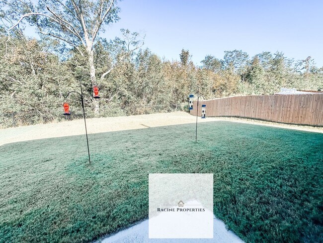 Building Photo - Beautiful and Spacious Home in Greer, SC