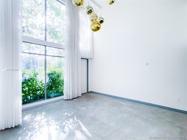 Foto del edificio - 163 N Shore Dr 163-5 Miami Beach Fl 33141