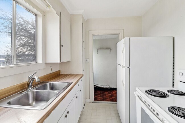 Foto del edificio - 2 Bed 1 Bath - Harbor Views - Pet Friendly - NAS Whidbey