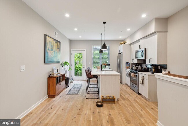 Foto del edificio - 1510 N Hollywood St