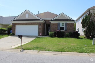 Building Photo - 217 Edgecroft Way
