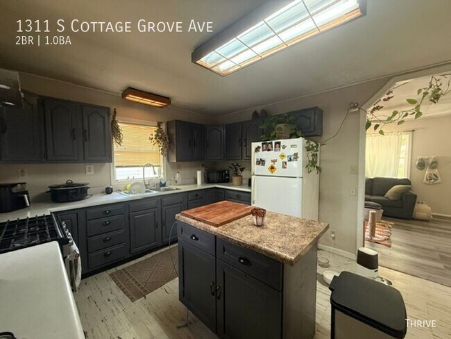 Building Photo - 1311 S Cottage Grove Ave