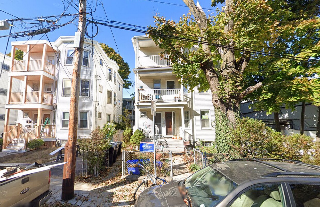 Primary Photo - 8 Dudley St
