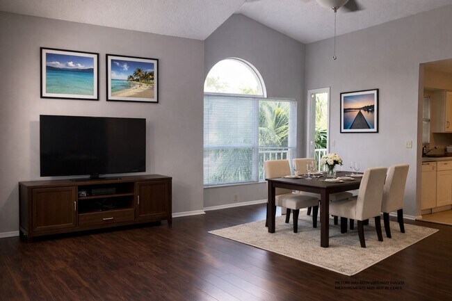 Building Photo - Siesta Lago - gated community- 1/1 unit on 2nd floor