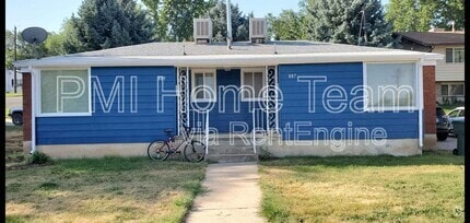 Building Photo - 887 Bel Mar Dr